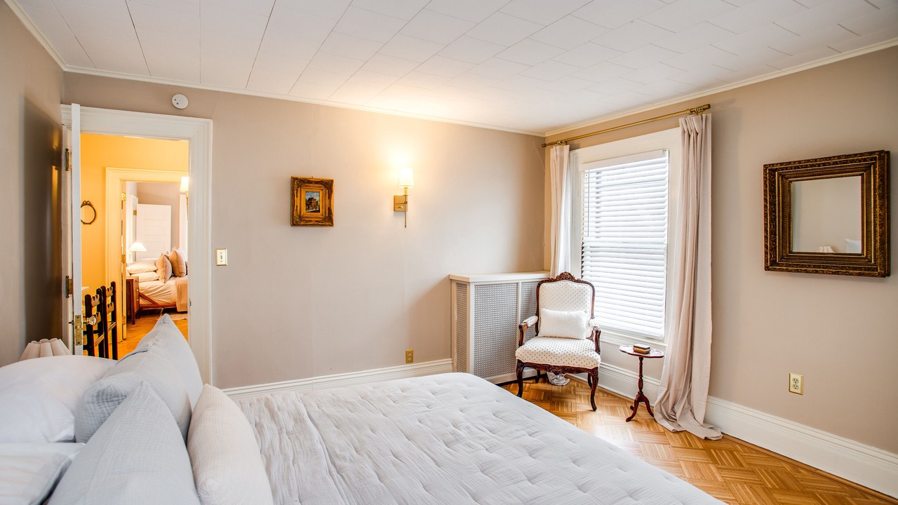 Photo of Bedroom in East Avenue