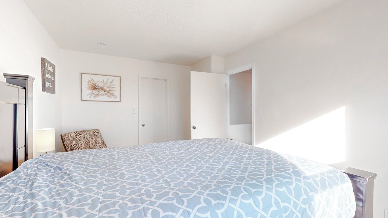Photo of Bedroom in Northeast Heights