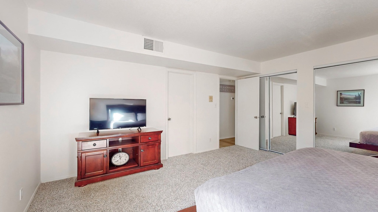 Photo of Bedroom in Northeast Heights