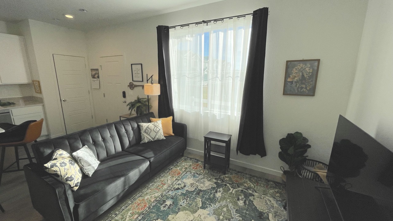 Photo of Livingroom in Johnstown