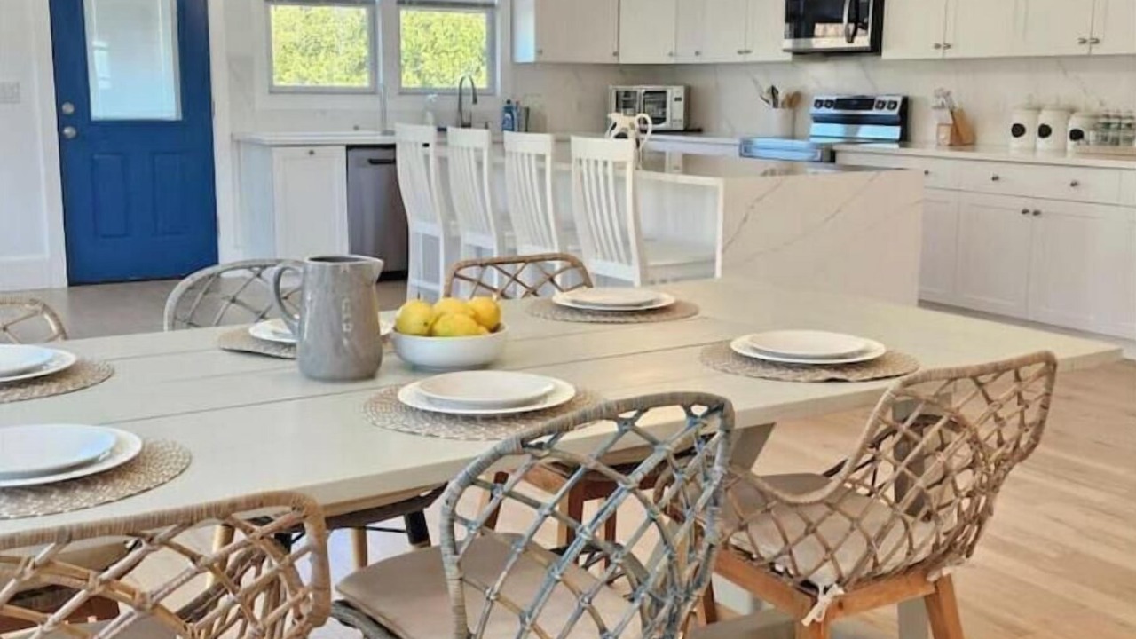 Photo of Others in Center Moriches