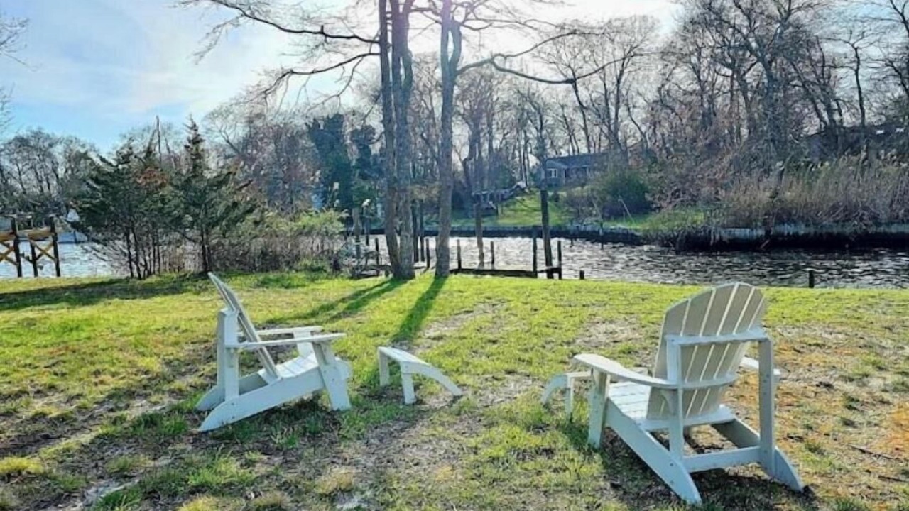 Photo of Others in Center Moriches