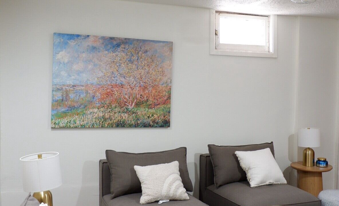 Photo of Livingroom in University Heights