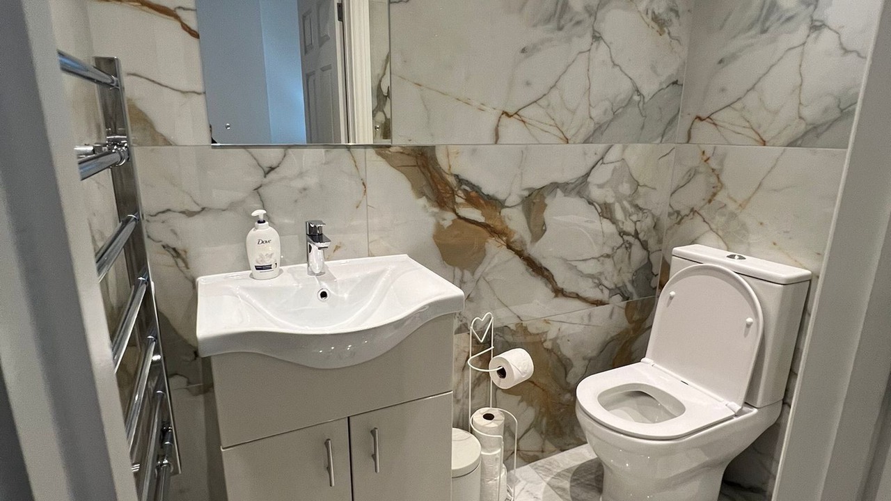 Photo of Bathroom in Ealing Broadway