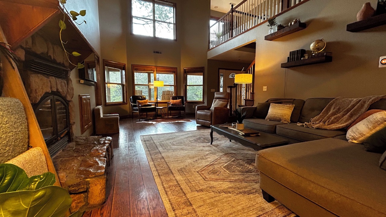 Photo of Livingroom in West Fork