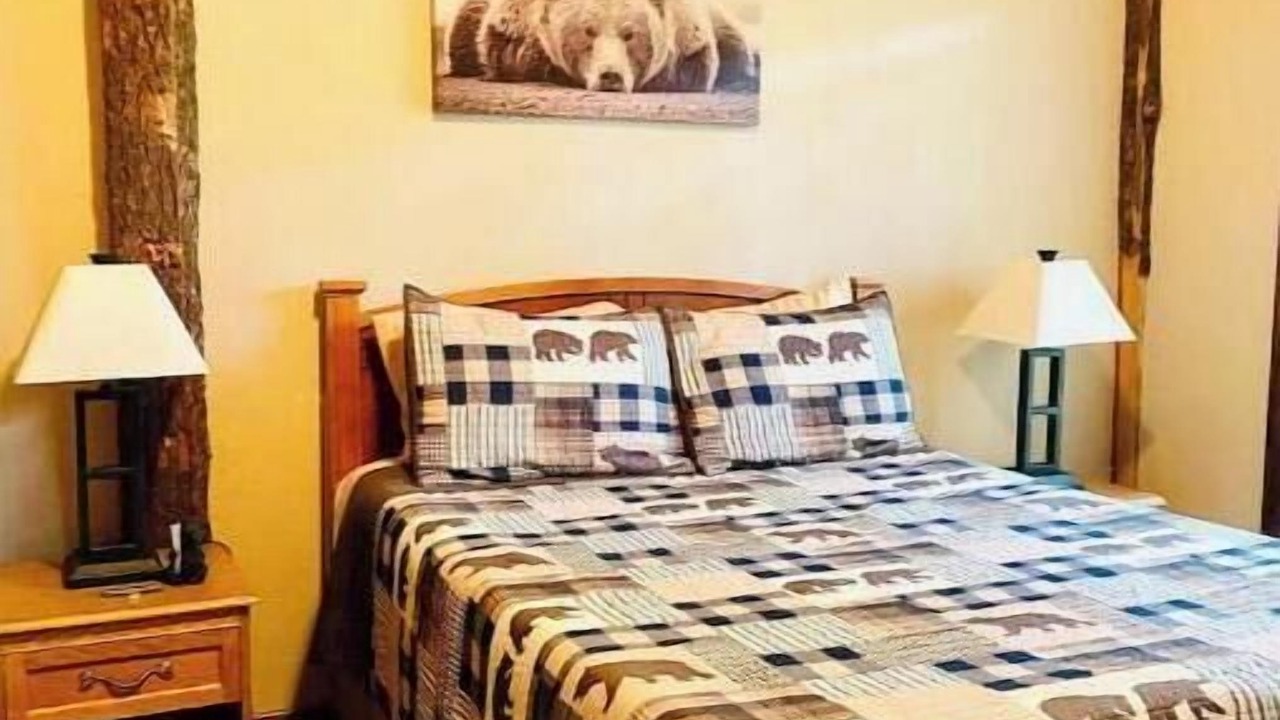 Photo of Bedroom in Dixon