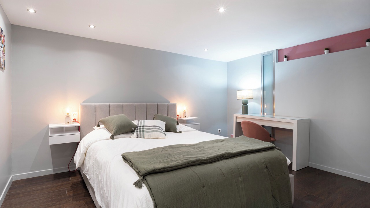 Photo of Bedroom in Saint Nicolas - Charles III - Ville vieille - Trois Maisons - Leopold