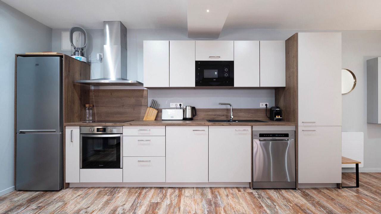 Photo of Kitchen in Saint Nicolas - Charles III - Ville vieille - Trois Maisons - Leopold