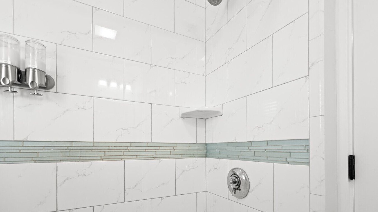 Photo of Bathroom in Cliff Walk