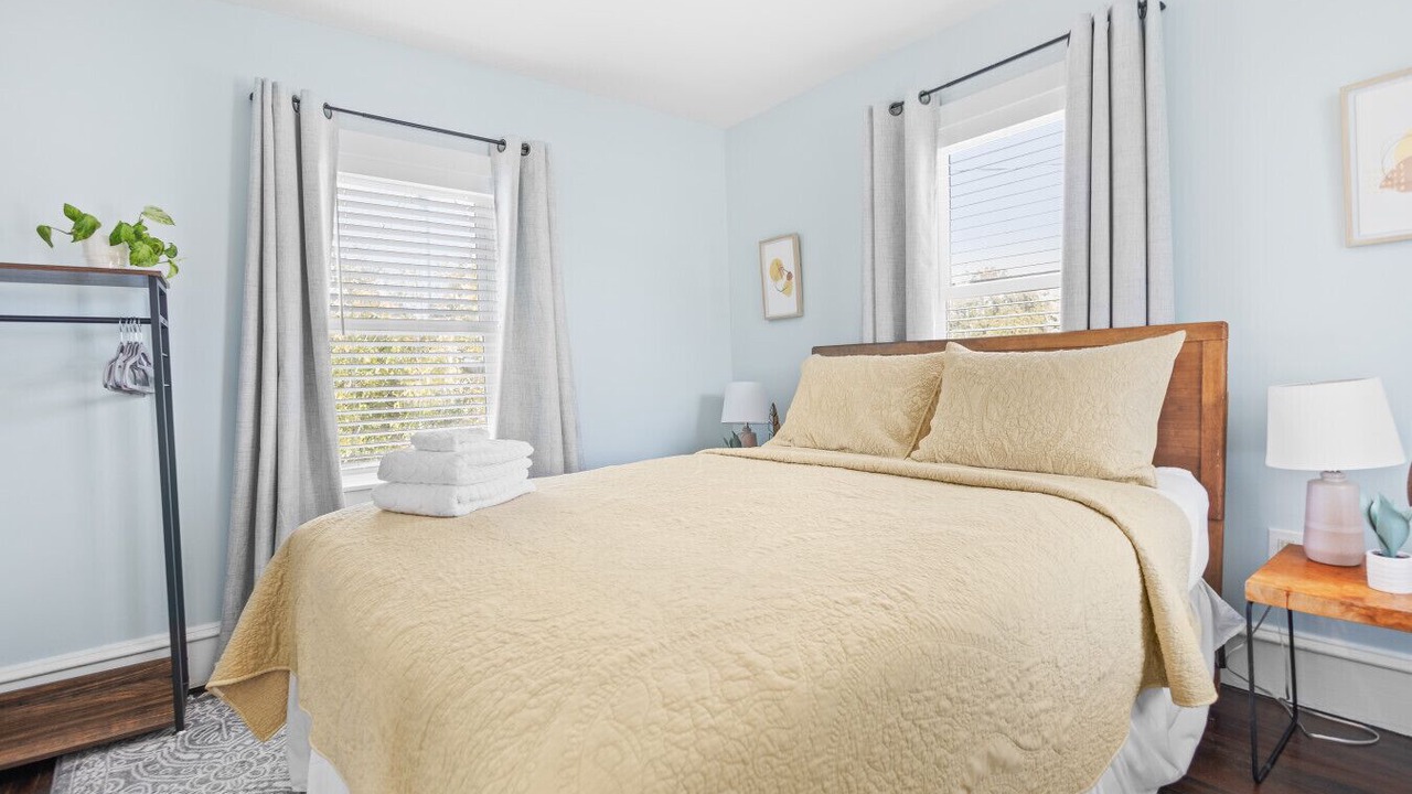 Photo of Bedroom in Cliff Walk