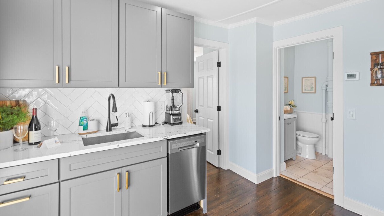 Photo of Kitchen in Cliff Walk
