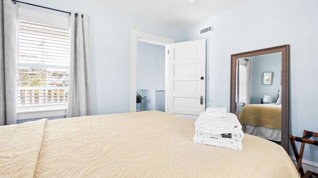 Photo of Bedroom in Cliff Walk