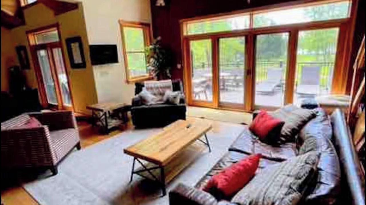 Photo of Livingroom in North Chatham