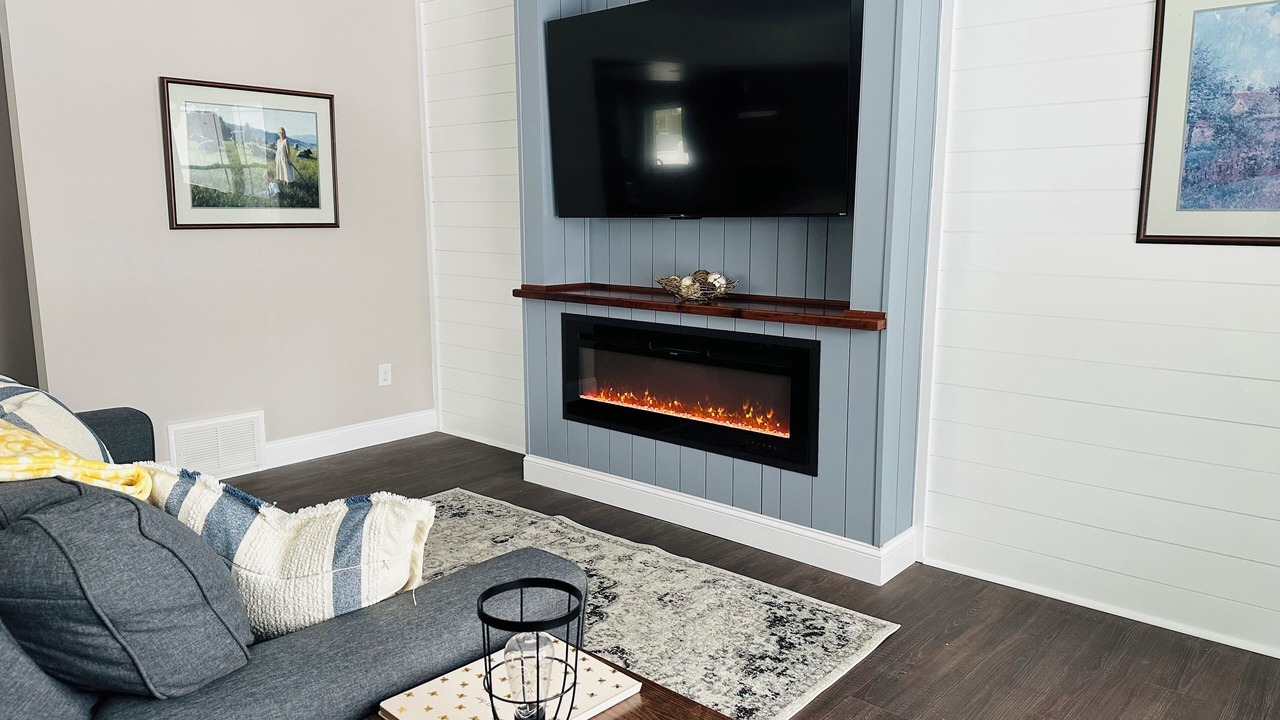 Photo of Livingroom in Sherrill