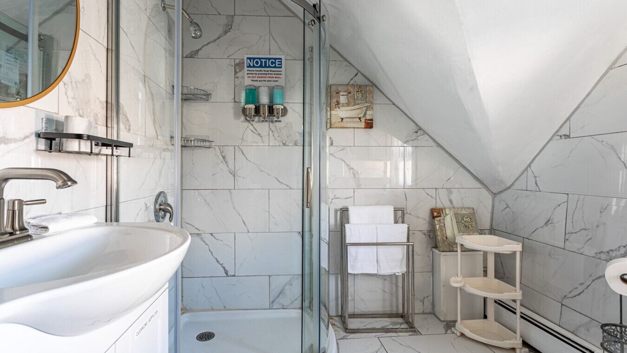 Photo of Bathroom in Constable Hook