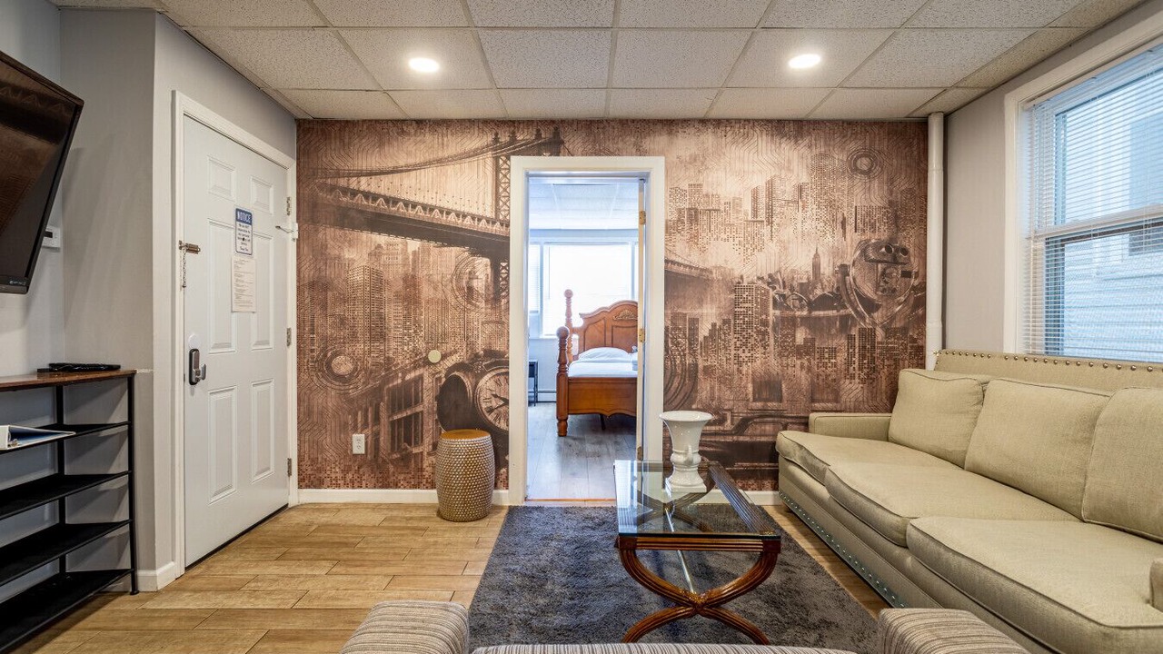 Photo of Livingroom in Constable Hook