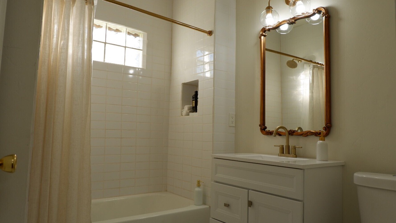 Photo of Bathroom in University Heights