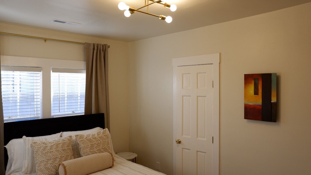 Photo of Bedroom in University Heights