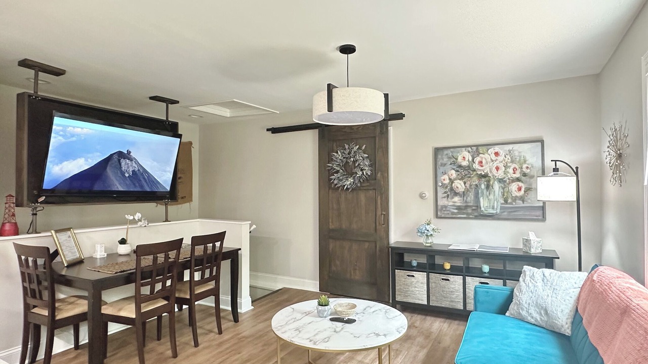 Photo of Livingroom in Milwaukee