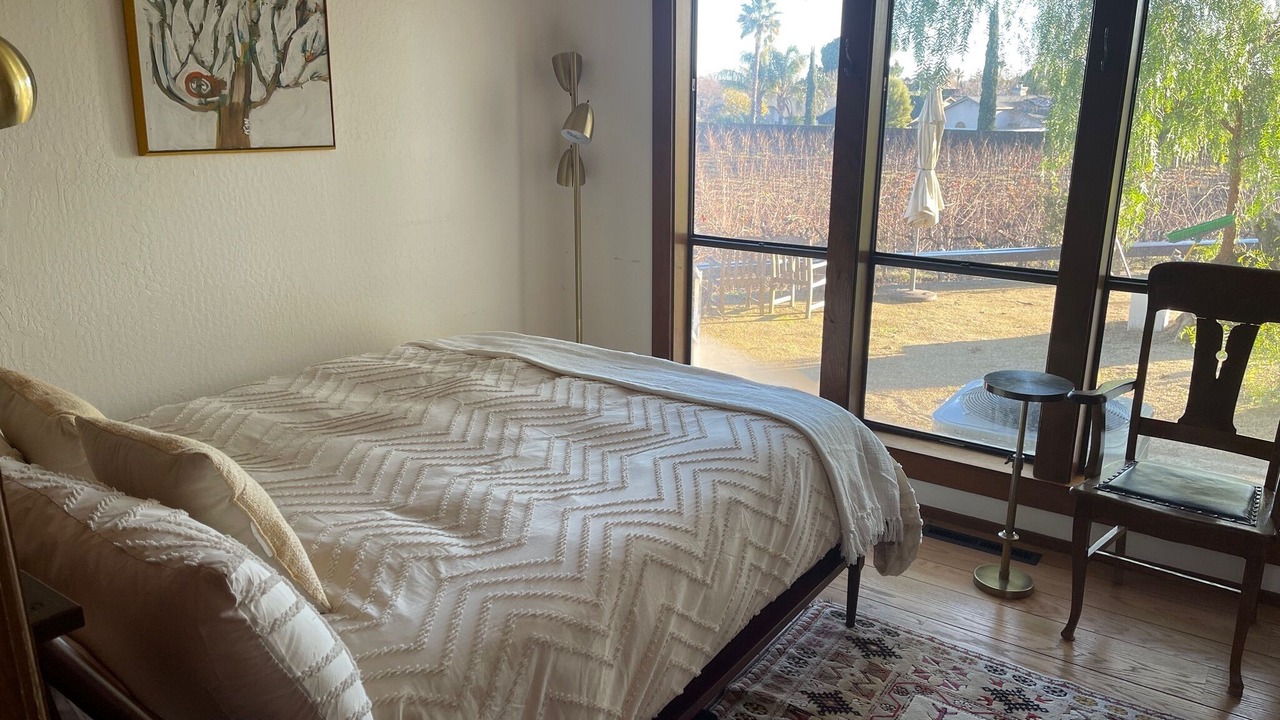 Photo of Bedroom in Oakley