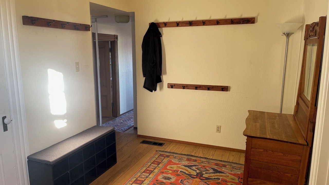 Photo of Others in Oakley