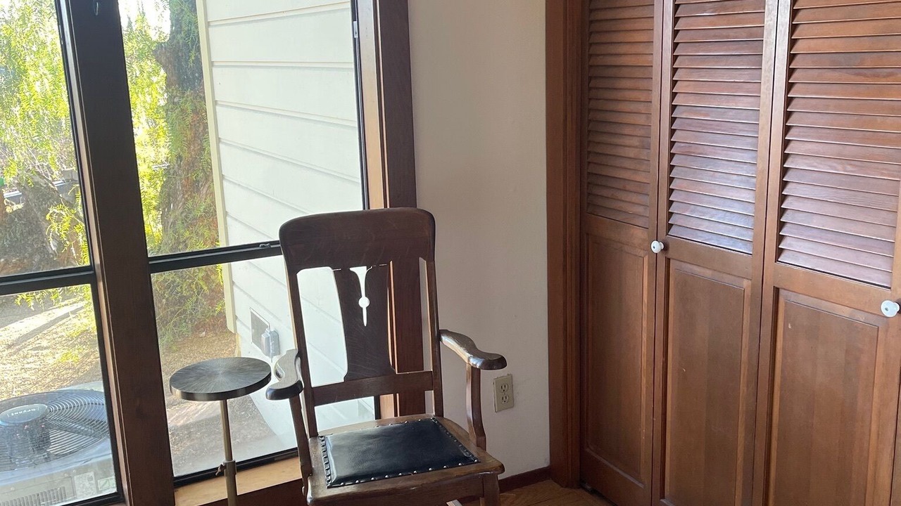 Photo of Others in Oakley