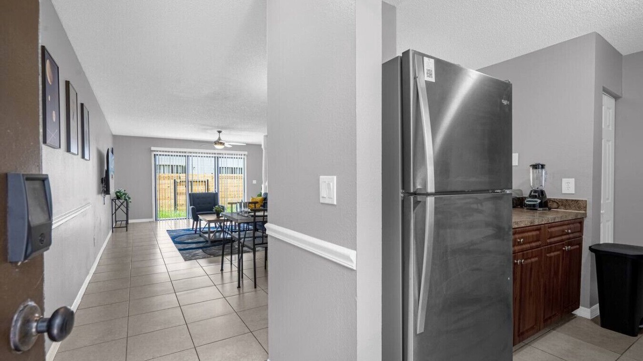 Photo of Others in University