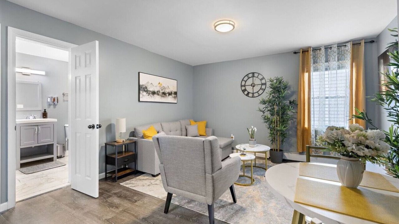 Photo of Livingroom in Ampere