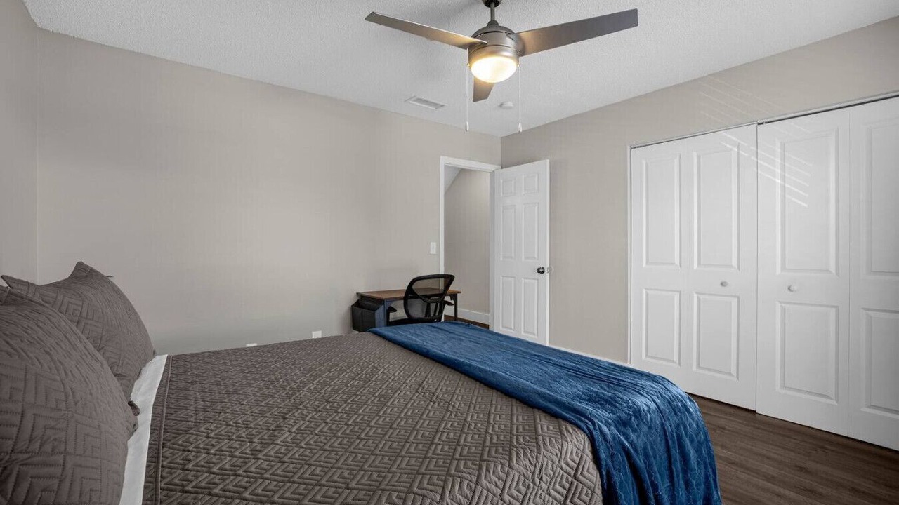 Photo of Bedroom in University