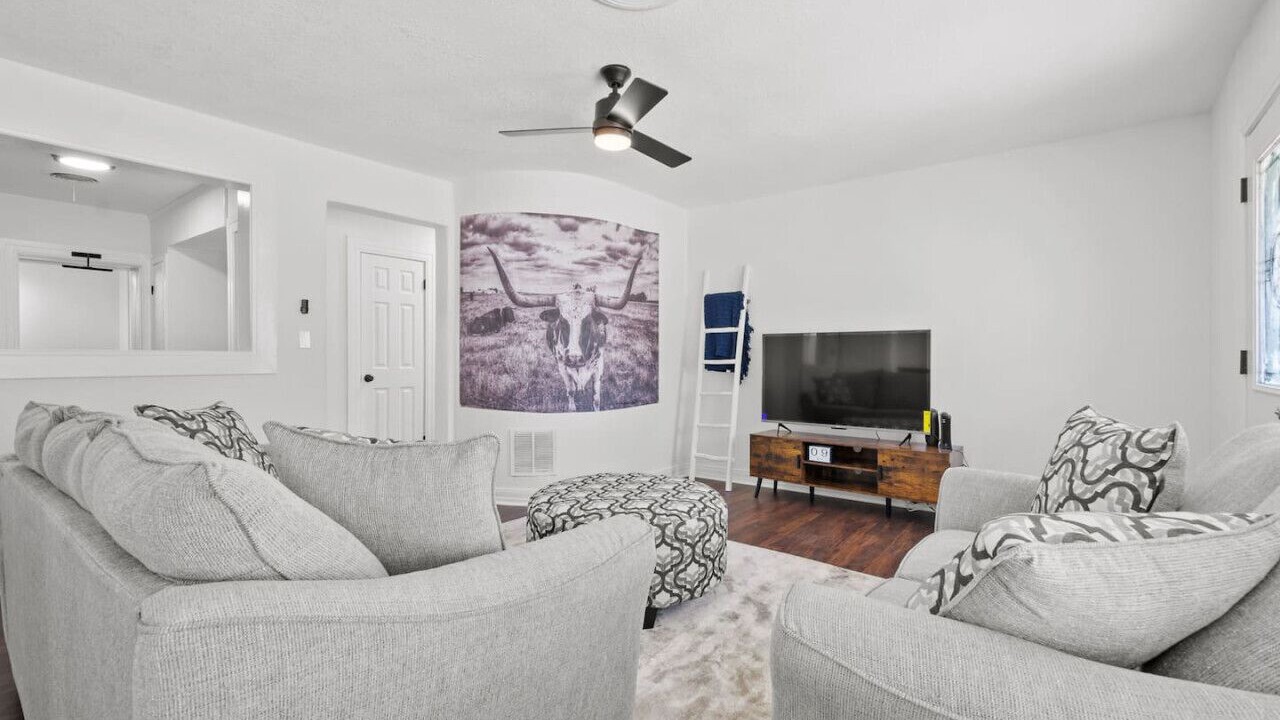 Photo of Livingroom in Wichita Falls