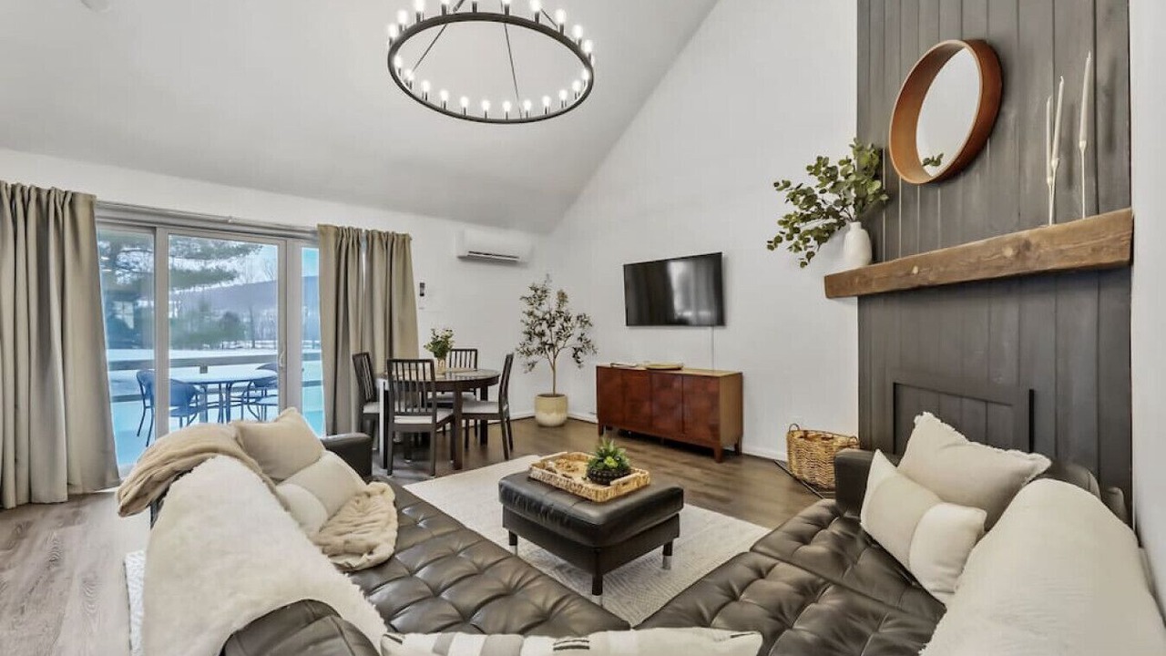 Photo of Others in Hancock