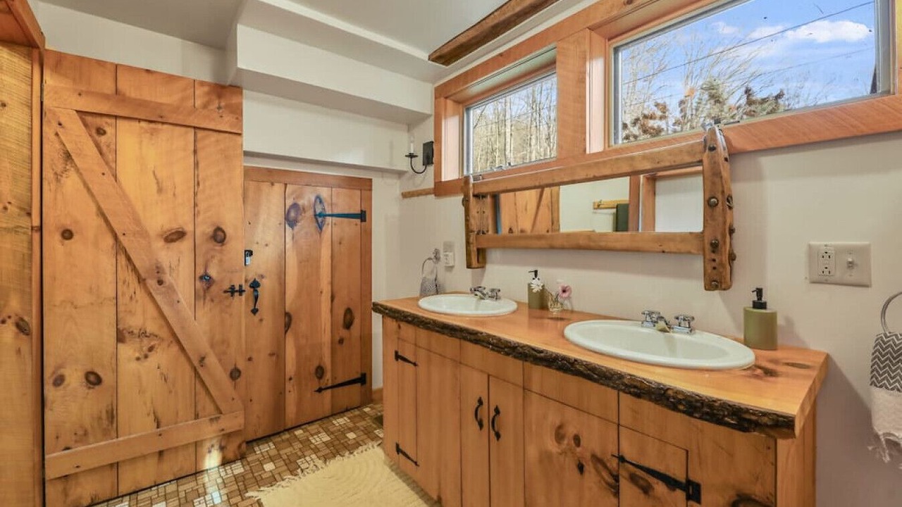 Photo of Bathroom in Monterey