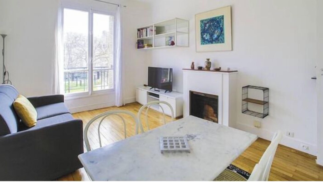Photo of Livingroom in Quartier de l'Ecole-Militaire