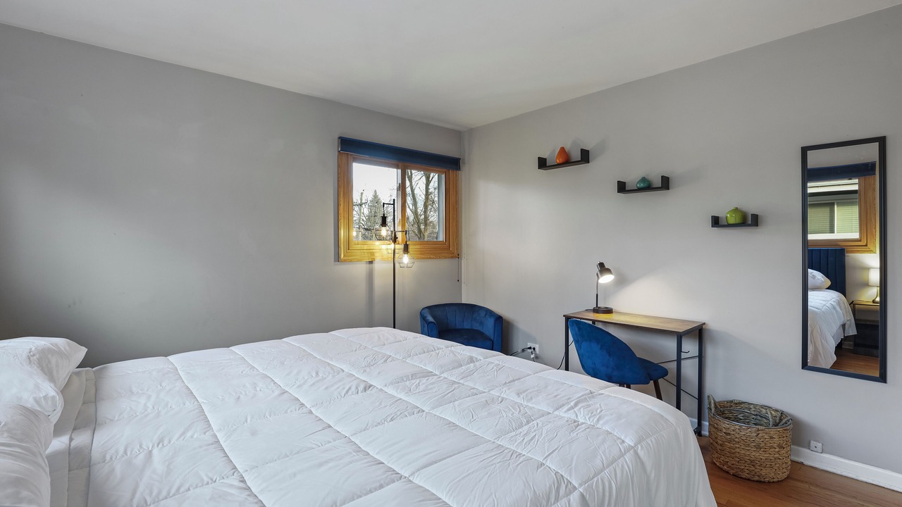 Photo of Bedroom in Arlington Heights