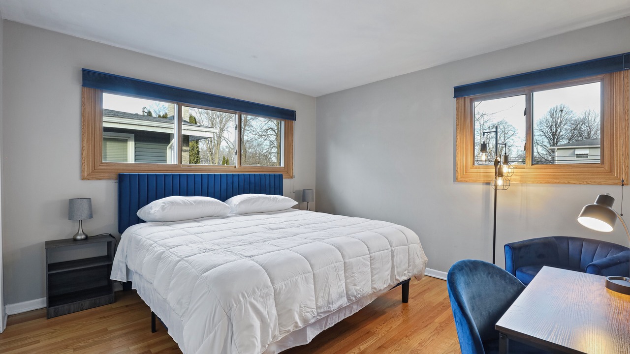 Photo of Bedroom in Arlington Heights