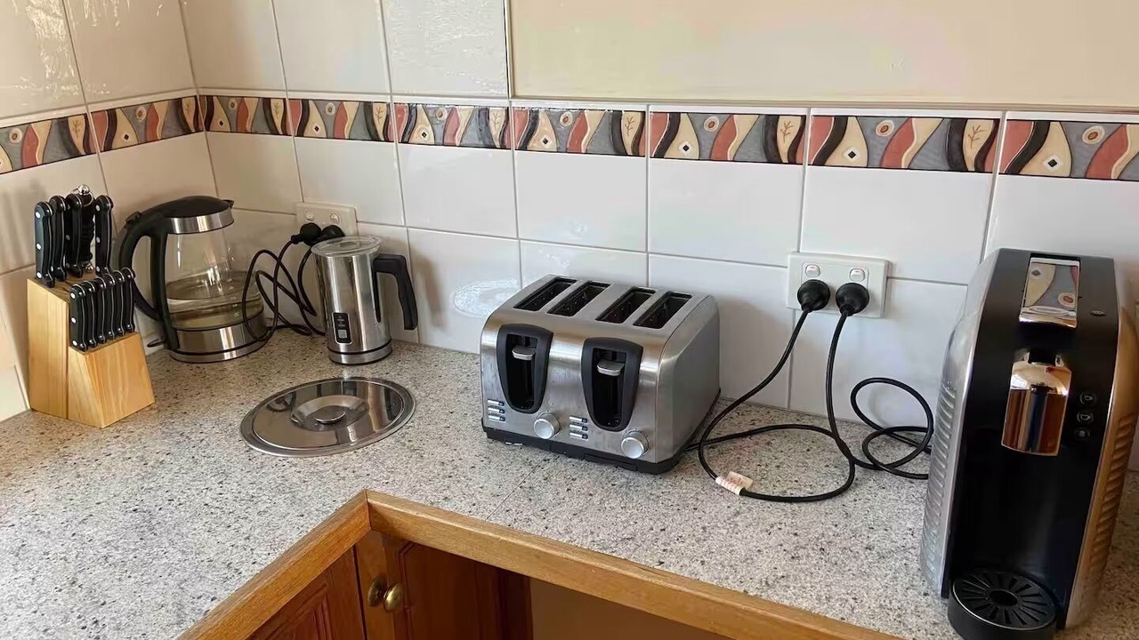 Photo of Kitchen in Indented Head