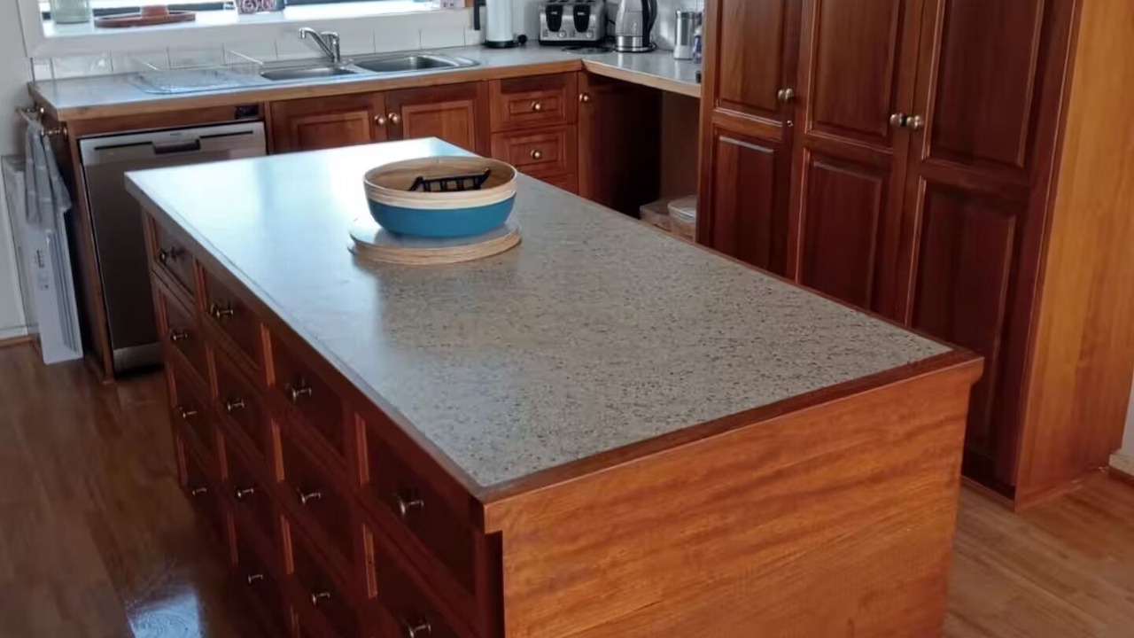 Photo of Kitchen in Indented Head