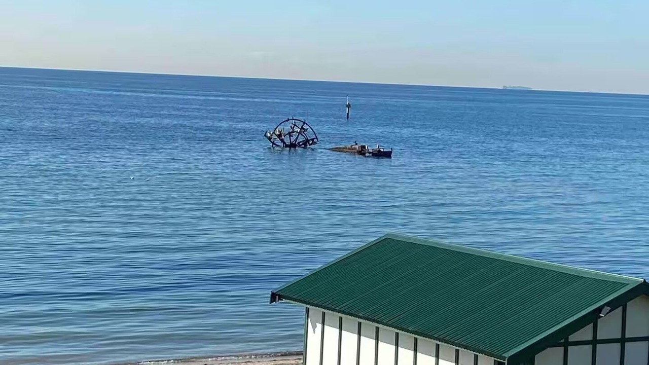Photo of Others in Indented Head