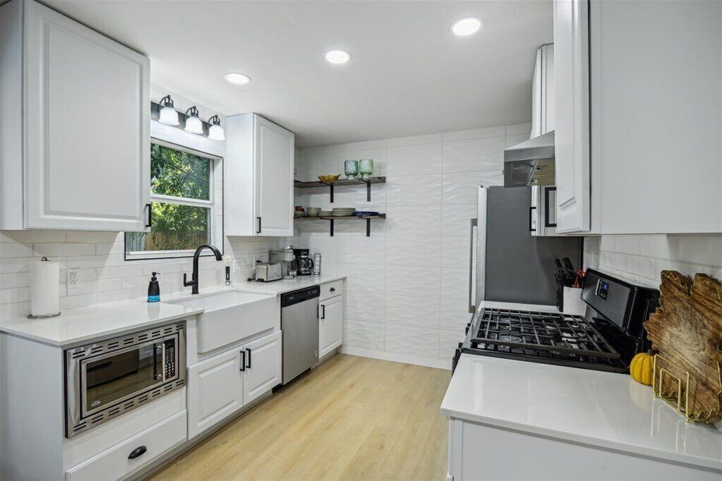 Photo of Kitchen in North Austin Civic Association