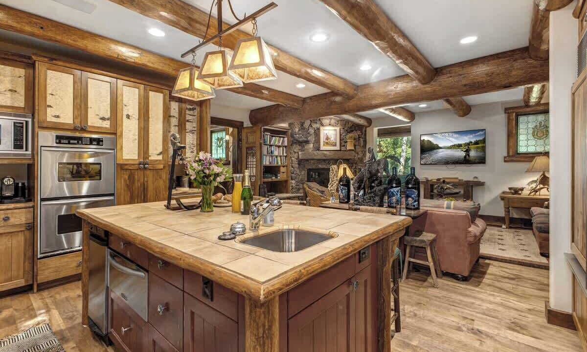 Photo of Kitchen in Warm Springs