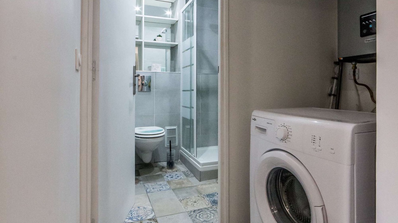 Photo of Bathroom in Charleville-Mezieres
