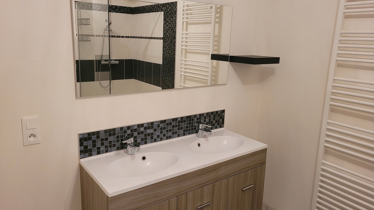 Photo of Bathroom in Remiremont