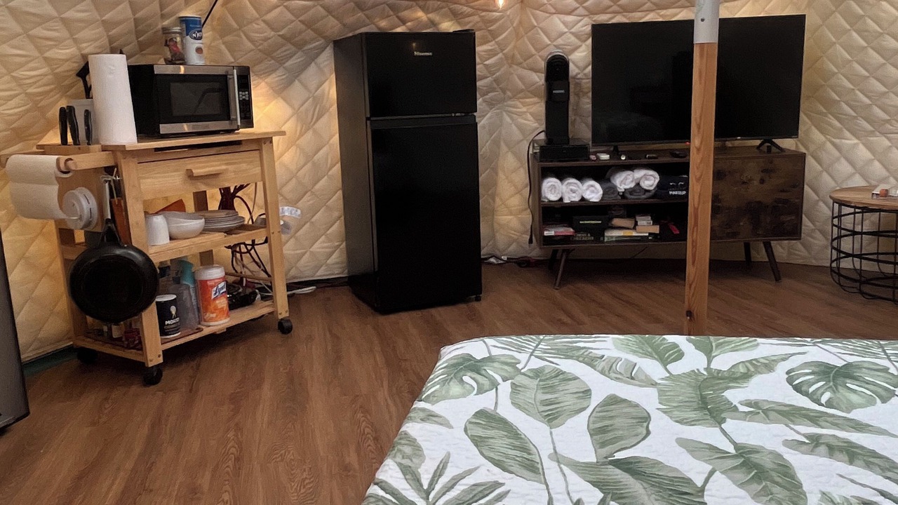 Photo of Bedroom in Cardinal Hills Estates