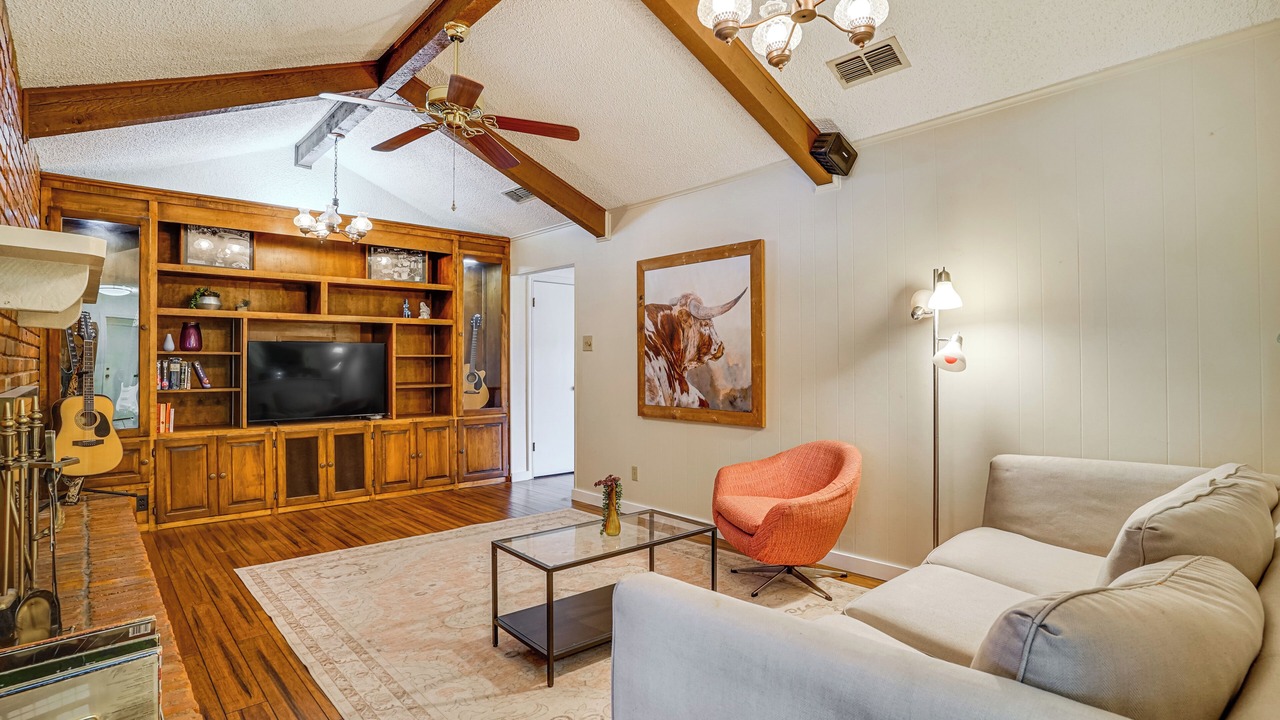 Photo of Bedroom in Tarrant County