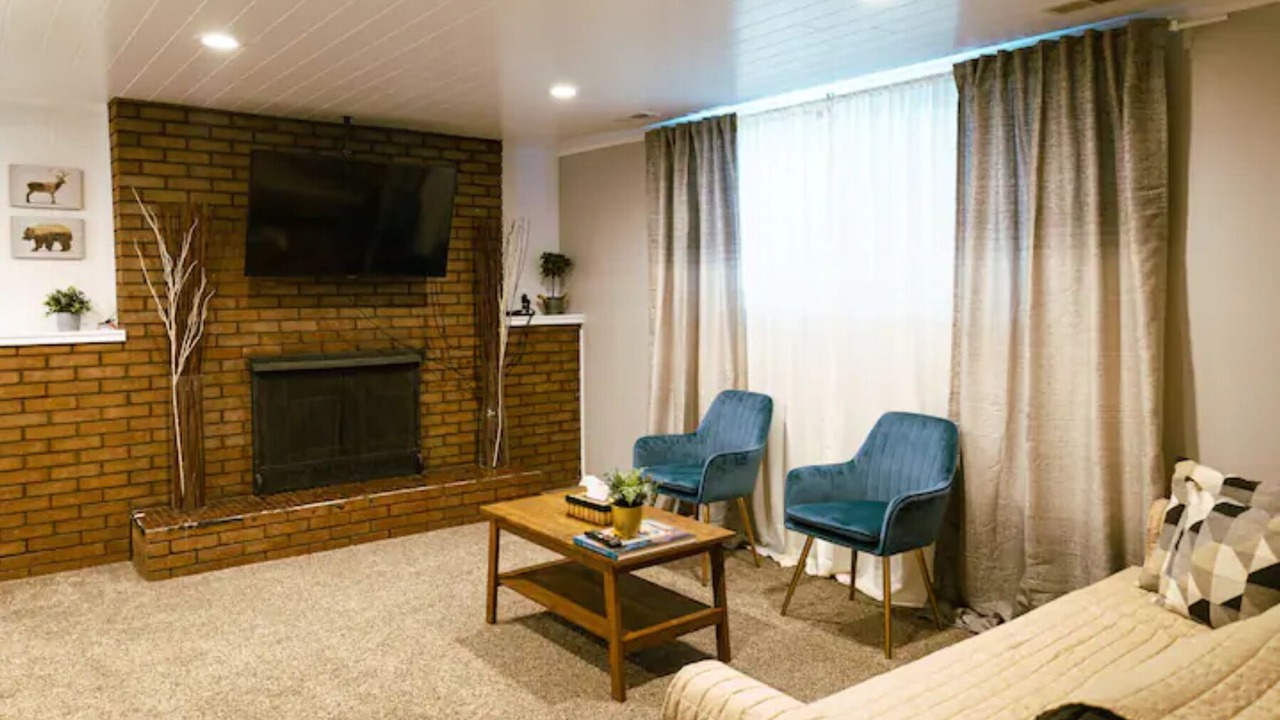 Photo of Livingroom in Taylorsville