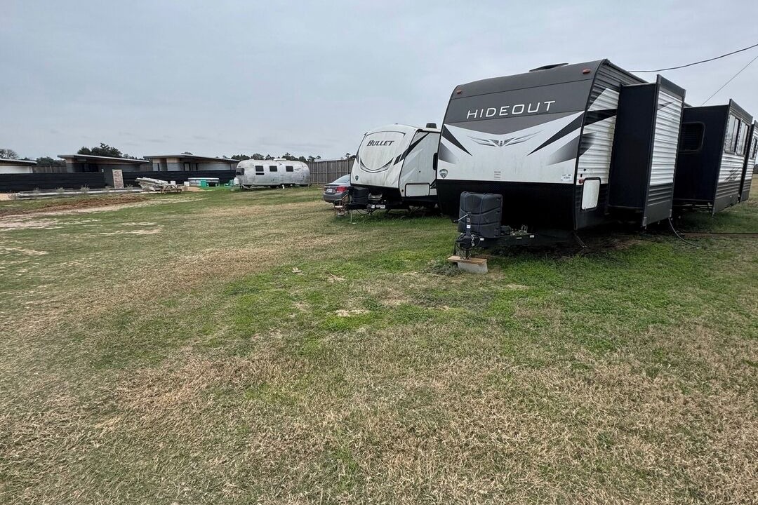 Photo of Outdoor in Round Top