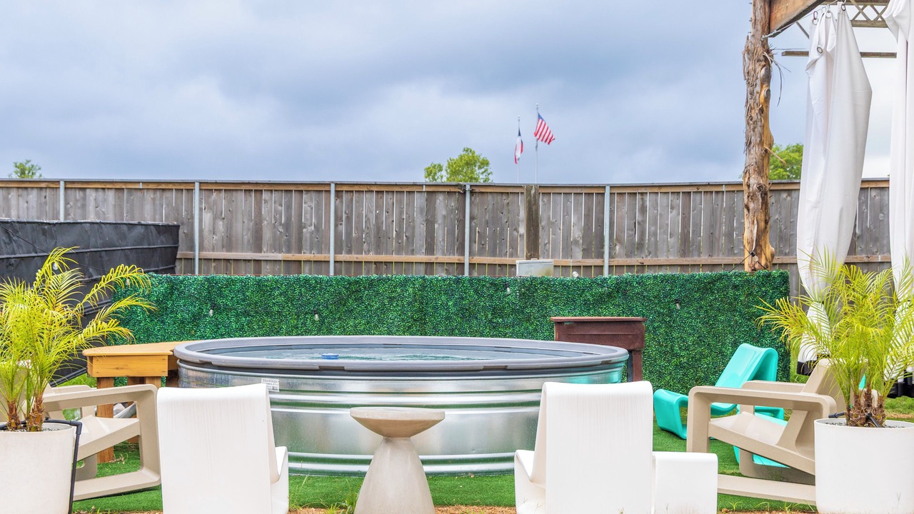 Photo of Outdoor in Round Top
