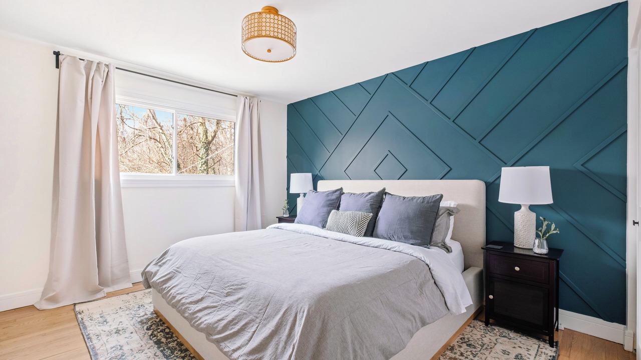 Photo of Bedroom in Homewood