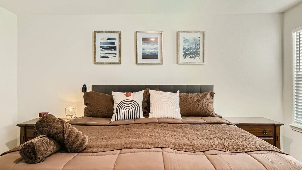 Photo of Bedroom in Medina Valley