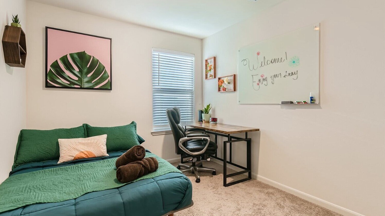 Photo of Bedroom in Medina Valley